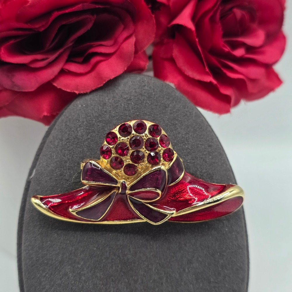 Vintage Style Red Sun Hat Brooch Enamel Purple Bow Rhinestone Gold Tone Retro